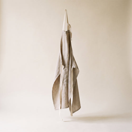 Washed oatmeal linen apron
